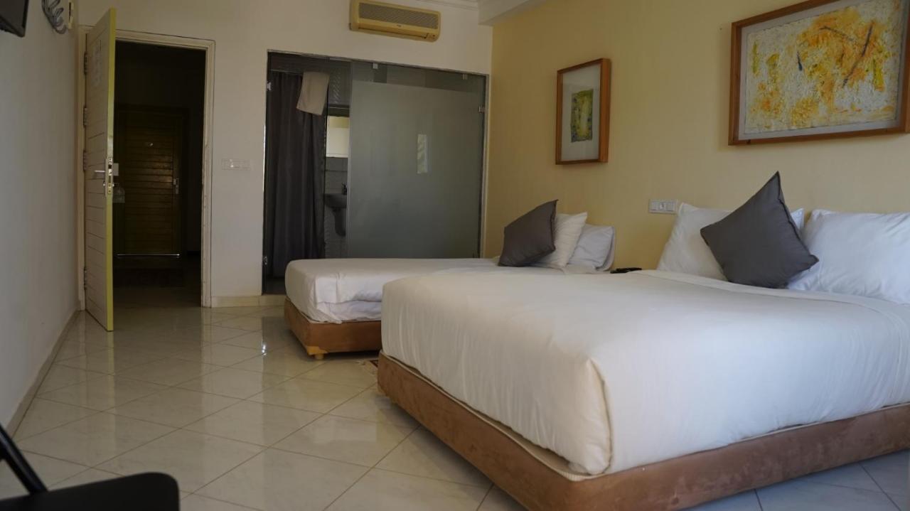 Hotel Azayla Asilah Buitenkant foto